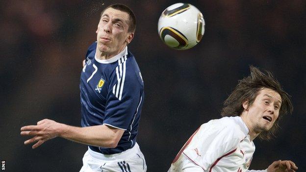 Scotland's Scott Brown and Czech Republic's Thomas Rosicky