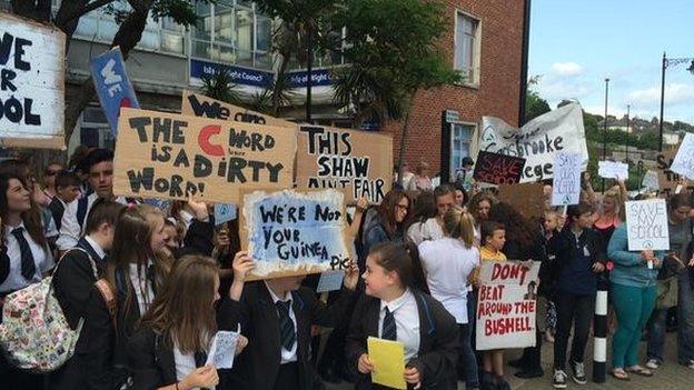 Protest at Isle of Wight Council