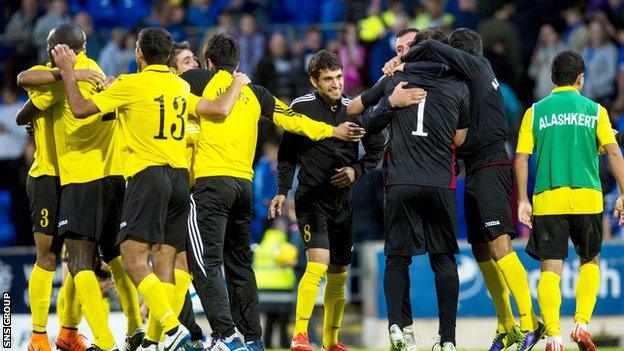 Alashkert players celebrate at McDiarmid Park in 2015