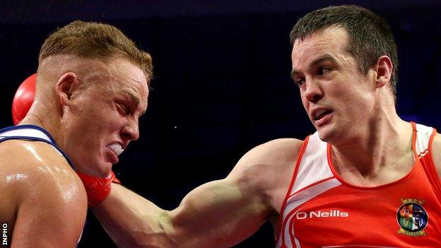 Darren O'Neill is through to the quarter-finals at the European qualifying event for the Olympics