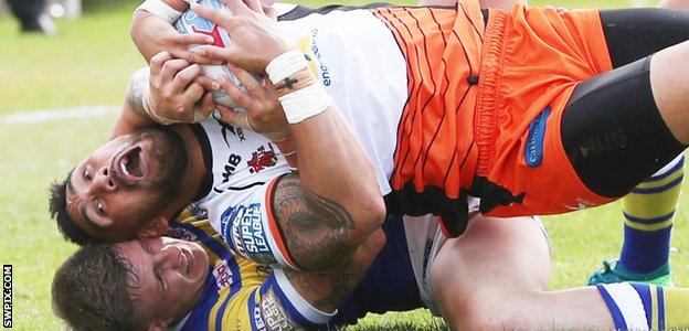 Jesse Sene-Lefao of Castleford Tigers scores