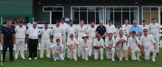 Full Warwickshire and Derbyshire team photo