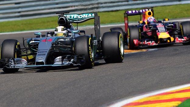 Mercedes' Lewis Hamilton and Red Bull's Daniel Ricciardo