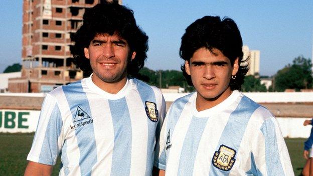 Diego and Hugo Maradona