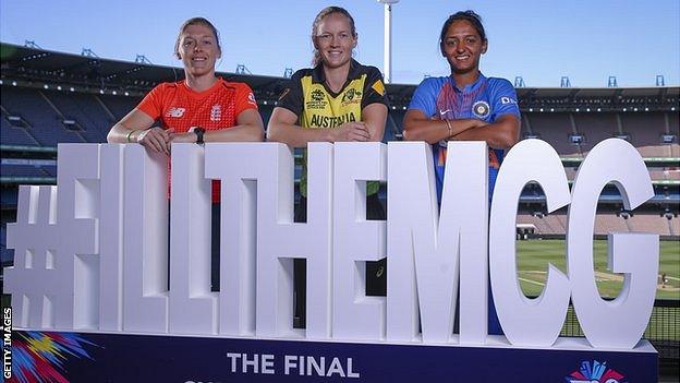 Heather Knight, Meg Lanning and Harmanpreet Kaur