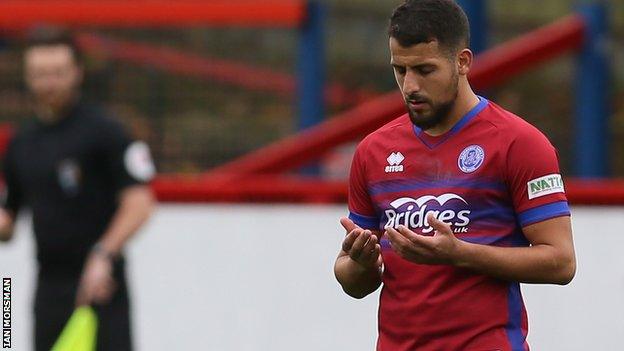 Aldershot Town striker Mo Bettamer