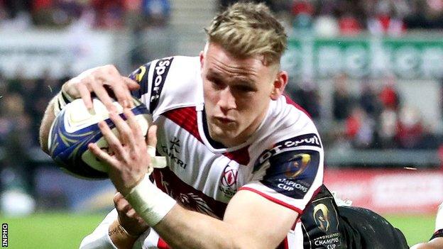 Craig Gilroy scores the third of Ulster's six tries against Harlequins