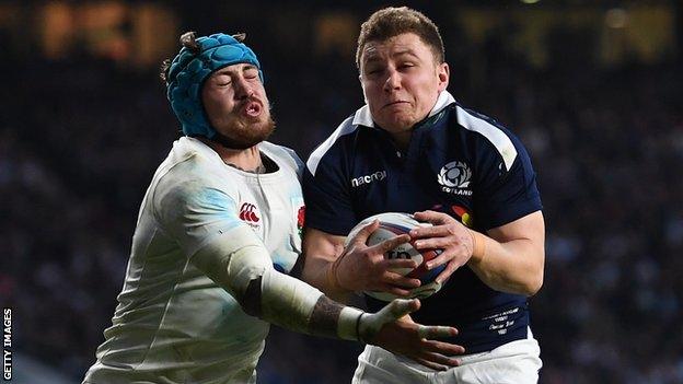 Duncan Weir playing for Scotland against England