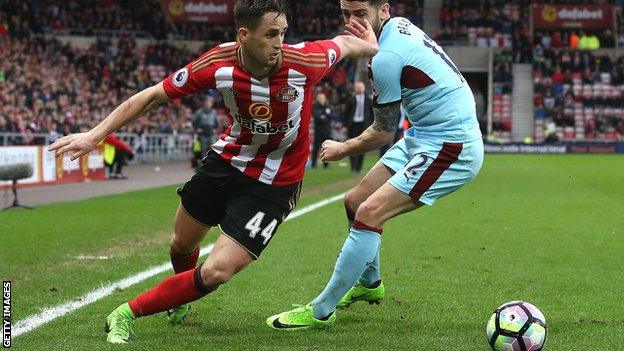 Adnan Januzaj in action for Sunderland