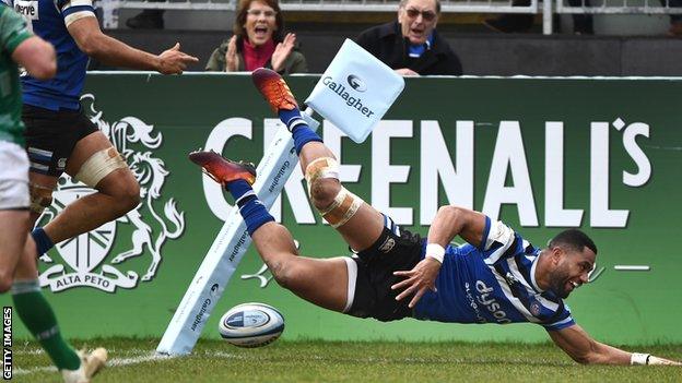 Joe Cokanasiga scores for Bath