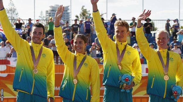 Australia win gold in mixed team triathlon