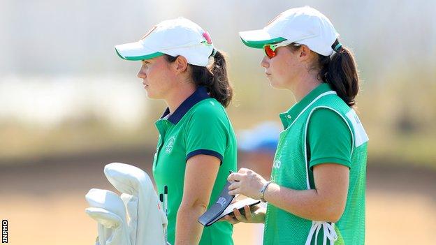 Lisa (right) acted as Leona's caddy at the 2016 Rio Olympics