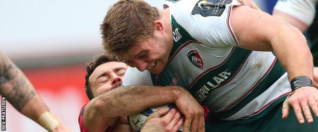 Tom Youngs in action for Leicester