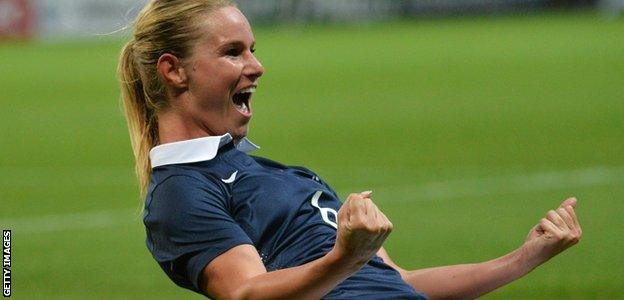 Amandine Henry