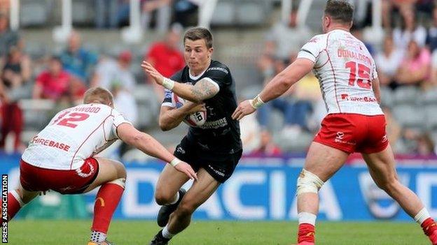 Hull full-back Jamie Shaul ran in two of his side's six tries at St James' Park