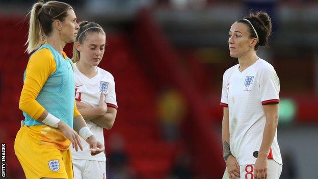 Lucy Bronze