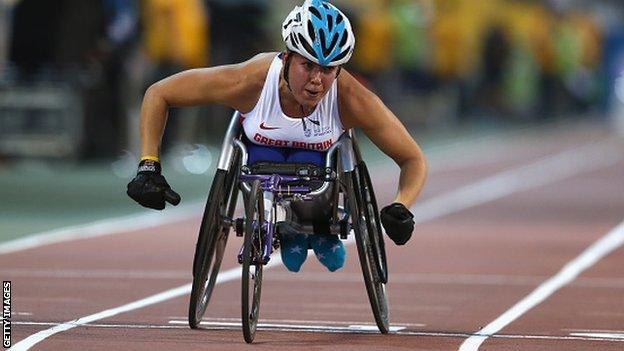 Hannah Cockcroft wins in Doha