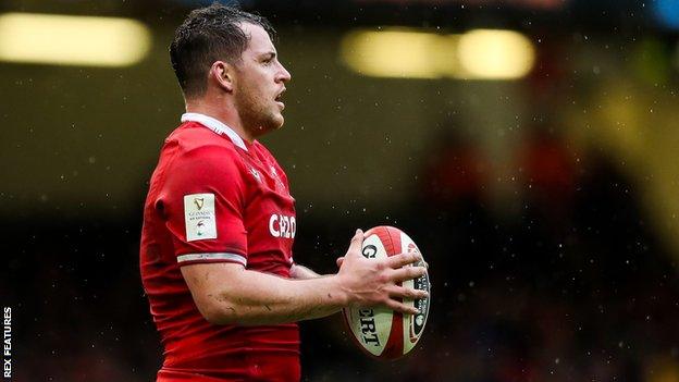 Ryan Elias prepares to throw in to a Wales line-out