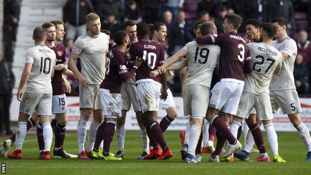 Hearts and Aberdeen players