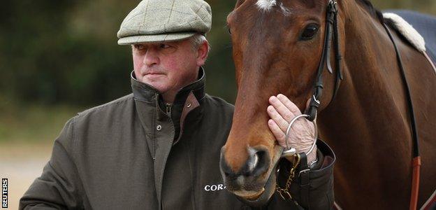 Colin Tizzard with Cue Card