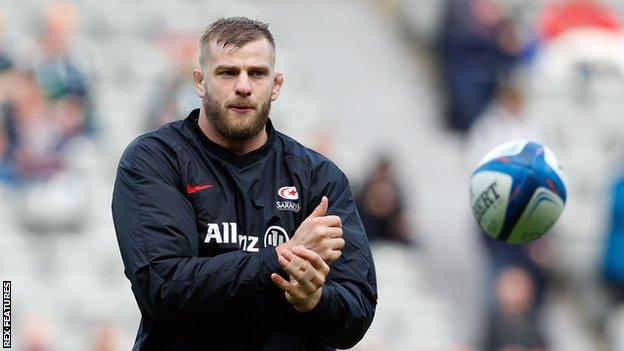 George Kruis warming up for Saracens in 2019