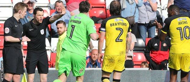 The moment the referee disallows Sunderland's late 'equaliser'