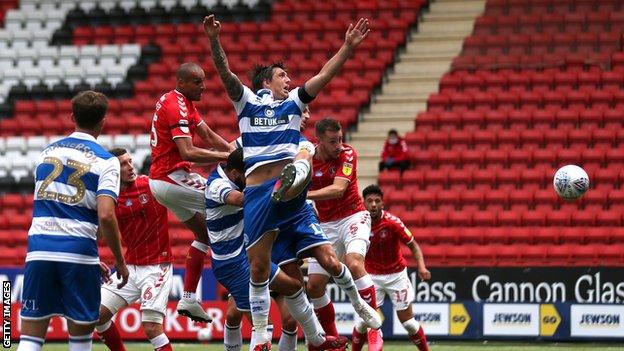 Darren Pratley scores for Charlton