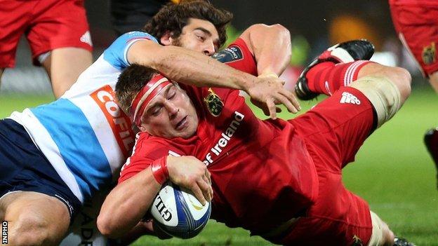 CJ Stander scores Munster's second try of the game