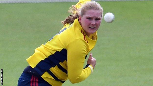 Bryony Smith in action for South East Stars