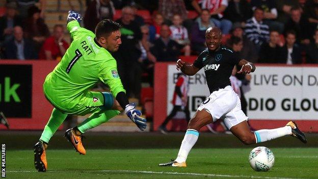 Andre Ayew scores for West Ham