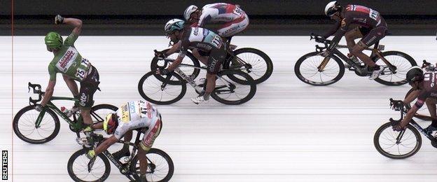 Andre Greipel held off a late surge from Peter Sagan