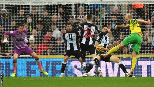 Teemu Pukki, Norwich City, Newcastle United