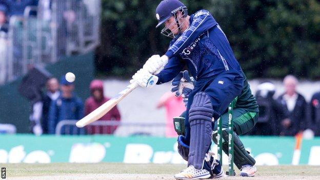 Scotland all-rounder Michael Leask