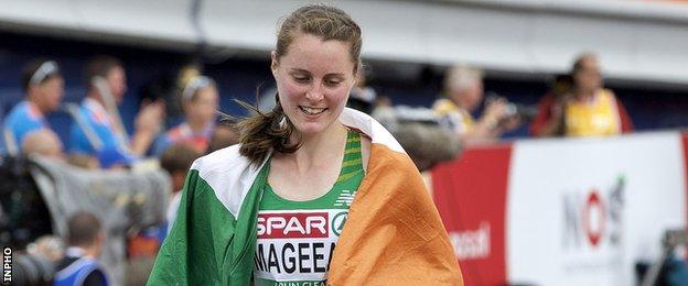 Ciara Mageean during her lap of honour in Amsterdam on Sunday