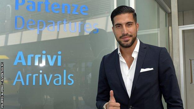 Emre Can arrives at Turin airport