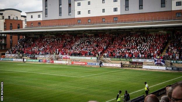 Justin Edinburgh mosaic