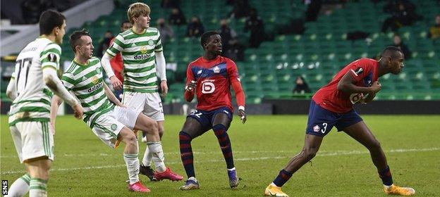 David Turnbull scores Celtic's winning goal