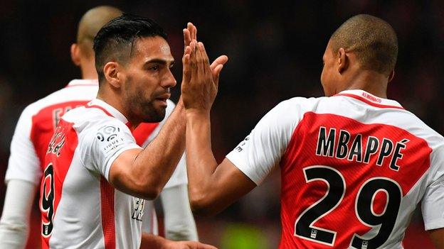 Monaco east past Lille thanks to Radamel Falcao's two goals