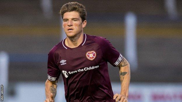 Ross Callachan has swapped Tynecastle for McDiarmid Park