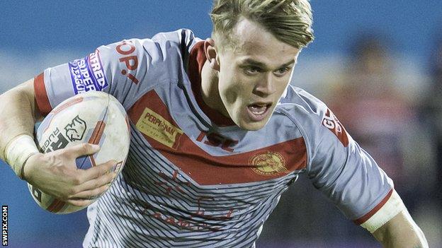 Lewis Tierney in action for Catalans