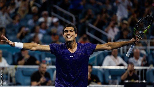 Carlos Alcaraz could become the third youngest man to win a ATP Masters 1000 title behind Michael Chang (1990 Toronto) and Rafael Nadal (2005 Monte Carlo) if he becomes the Miami champion