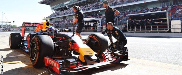 Max Verstappen in the pits