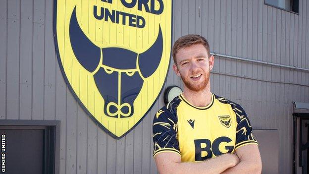 Oxford United sign defender Stuart Findlay from MLS side Philadelphia Union