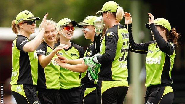 Sydney Thunder celebrate a wicket