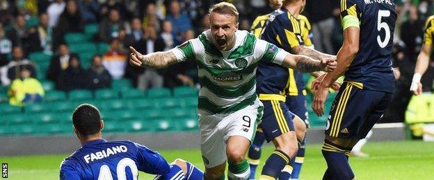 Leigh Griffiths celebrates after scoring for Celtic against Fenerbahce