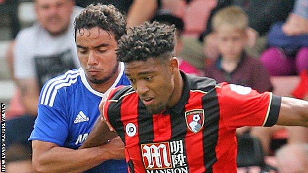 Fabio challenges Jordon Ibe of Bournemouth