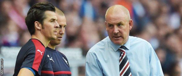 Mark Warburton talks to Kenny Miller and Joey Barton