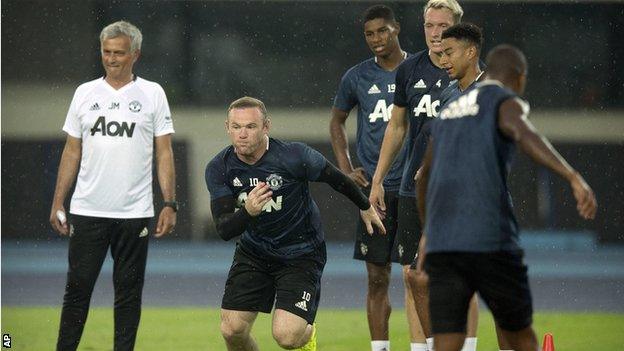 Wayne Rooney in Manchester United training