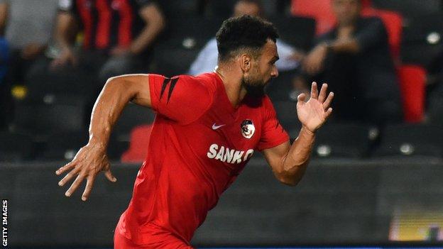 Steven Caulker in action for Turkish club Gaziantep