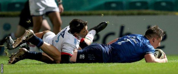 Dan Sheehan scores for Leinster